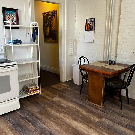 Great Gorge Guesthouse - Walk To The Falls, The Casino And All Downtown Restaurants - Across From The Aquarium Niagara Falls Zewnętrze zdjęcie